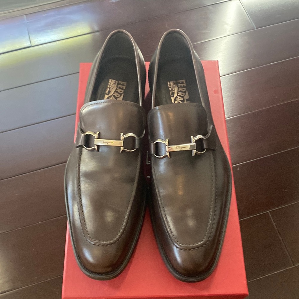 Salvador Ferragamo shoes in hickory